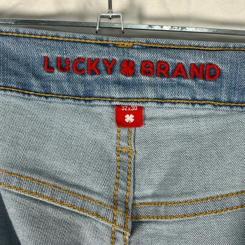 Lucky Brand Jeans Mens 32x30 Light Blue Wash Straight Leg Classic Denim Pants